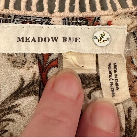 Anthropologie Meadow Rue Myrtle Peasant Blouse Cream Floral Paisley Size XS - Picture 7 of 12